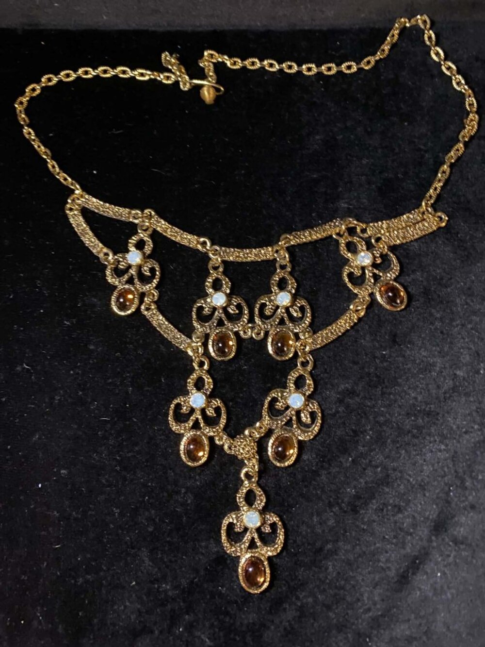 Vintage Goldtone Festoon Extravagant Elegant Amber Pearl Cabochon Necklace